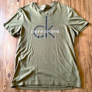 💕Men’s Calvin Klein Jeans Tee - Size M